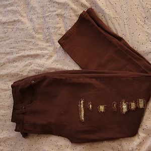 DG2, size 10, burgundy